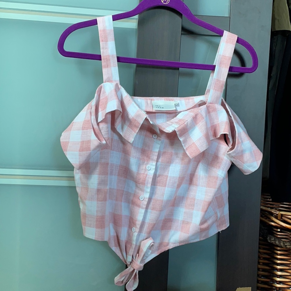 Boutique brand off the shoulder gingham tie top